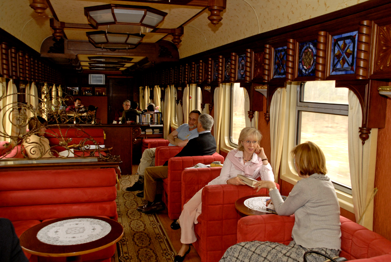 Deccan Odyssey – A Ride Filled With Opulence